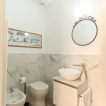 아파트 And Cinque Terre